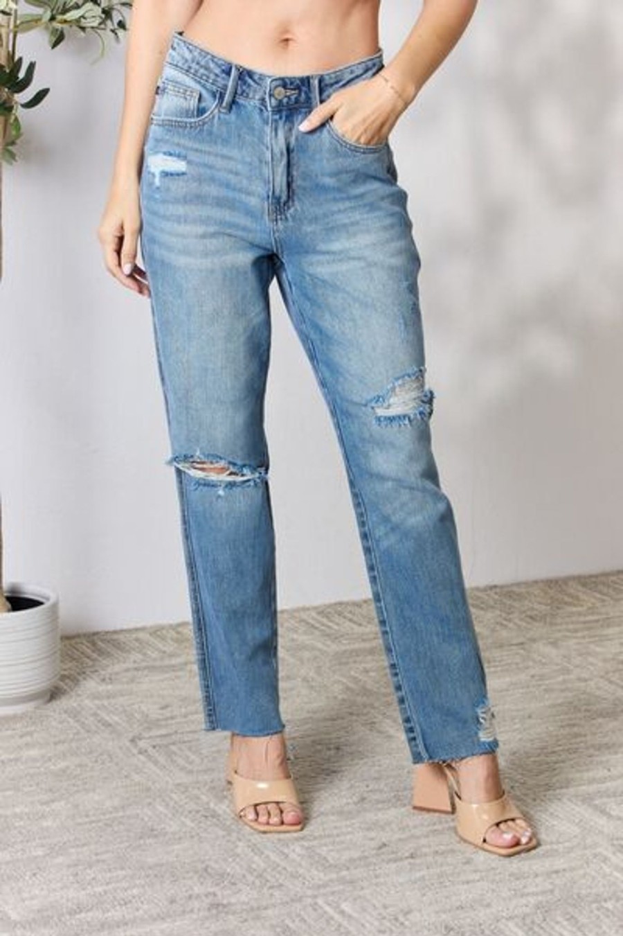 Clothing Trendsi | Judy Blue Full Size Distressed Raw Hem Straight Jeans Medium