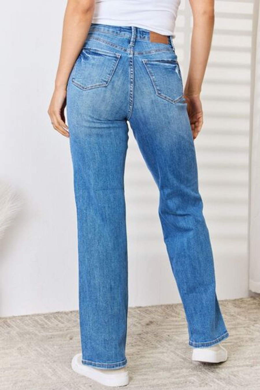 Clothing Trendsi | Judy Blue Full Size High Waist Distressed Straight-Leg Jeans Medium