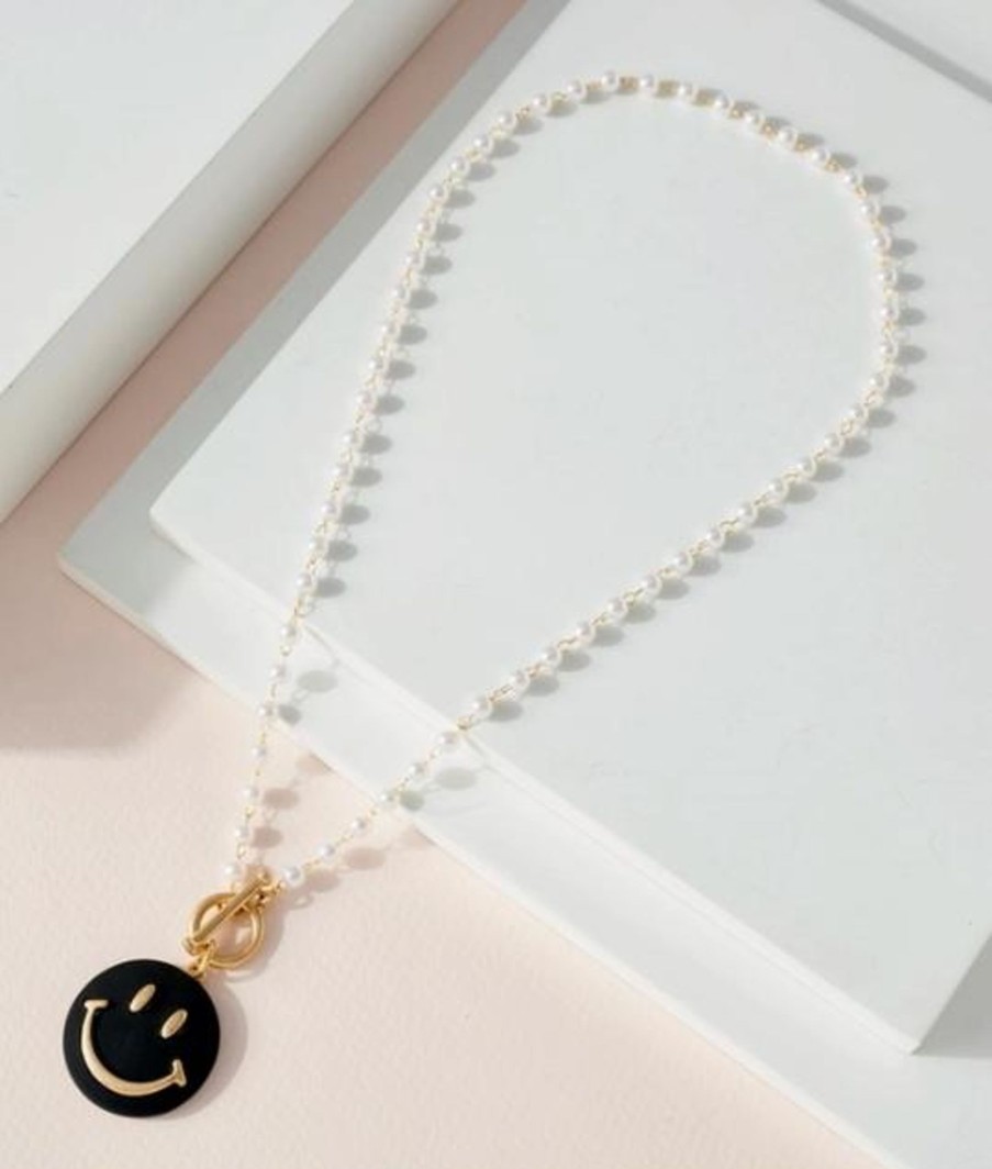 Accessories Avenue Zoe Necklaces | Pearl Beads Smile Charm Necklace