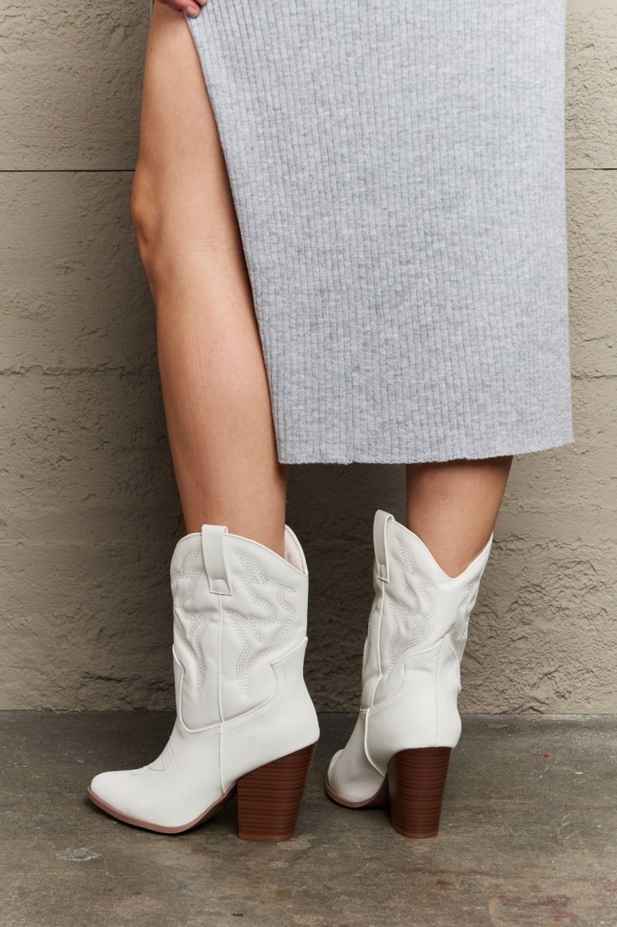 Clothing Trendsi | Legend Footwear Bella Cowboy Boots White