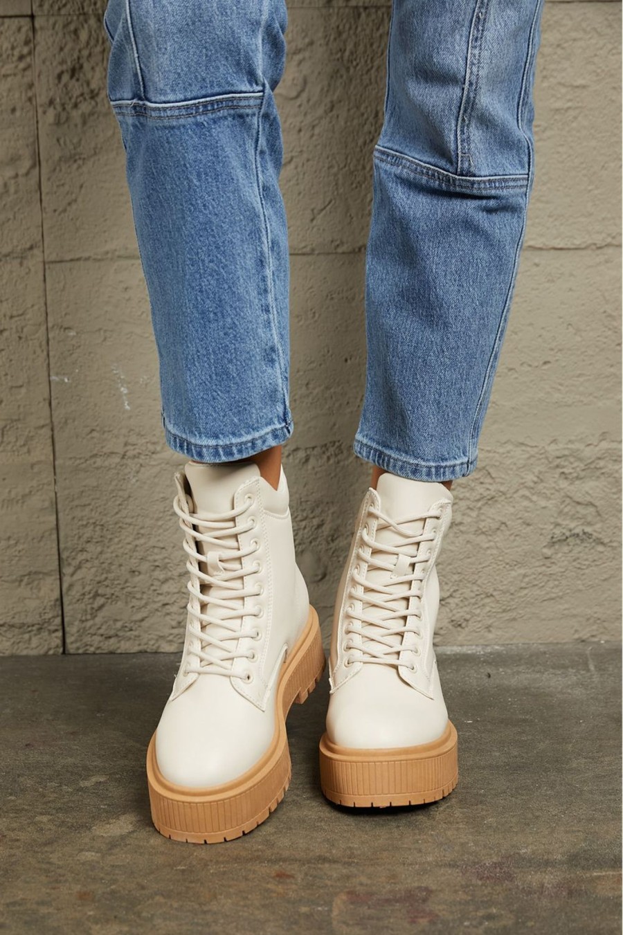 Clothing Trendsi | Platform Combat Boots Ivory